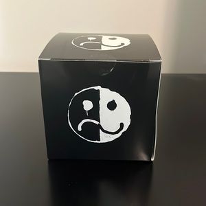 Magic 8 Ball from Fall Out Boy (2our) Dust VIP package